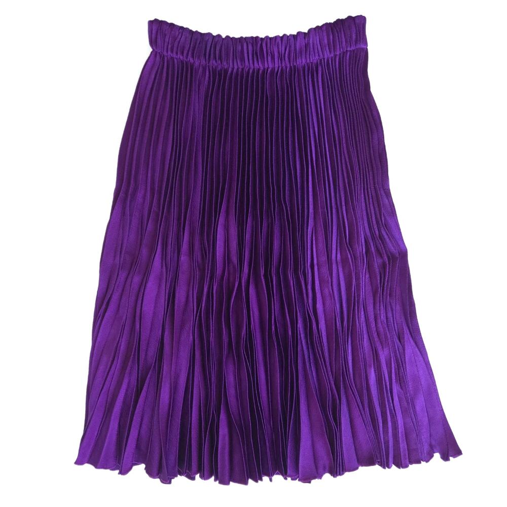 Gucci Satin Knee-length Pleated Aubergine Skirt, IT 38 (XS)